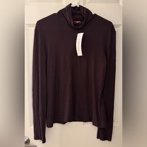 Les Copains Jersey Lightweight Turtleneck in Brown, Size 44 (US medium or 8)